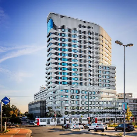 Hotel The Zipper Und 4*