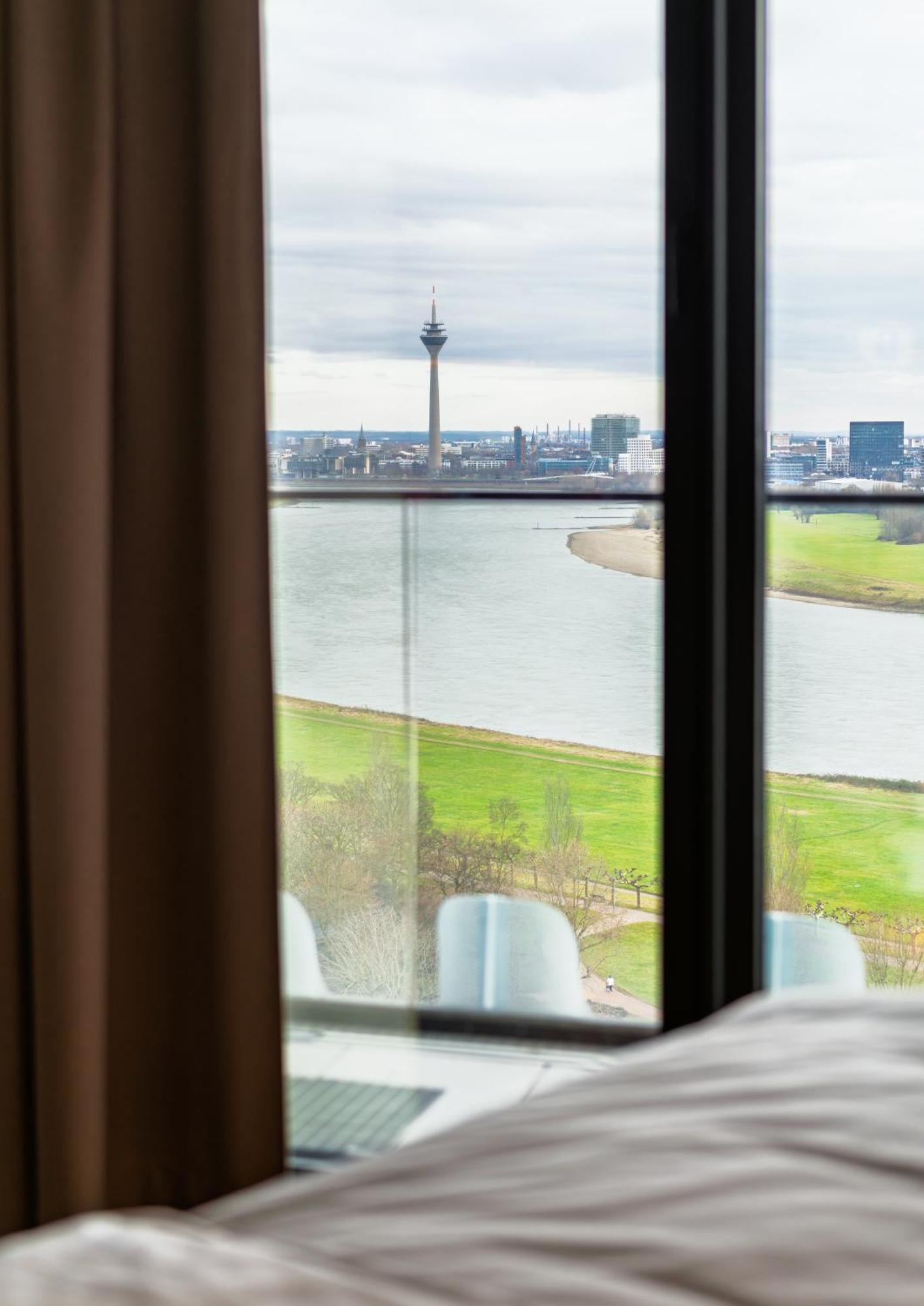 The Zipper Und Hotel